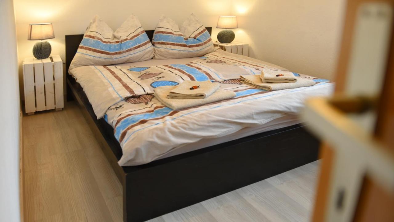 דירות וואנגל 80 M2 Haushaelfte, 3 Zimmer, Parkplaetze, Bis 6 Pers מראה חיצוני תמונה